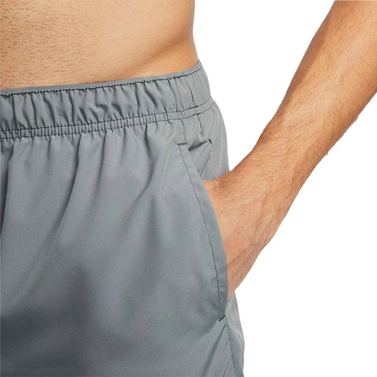 Nike Challenger Shorts 7" - Grey