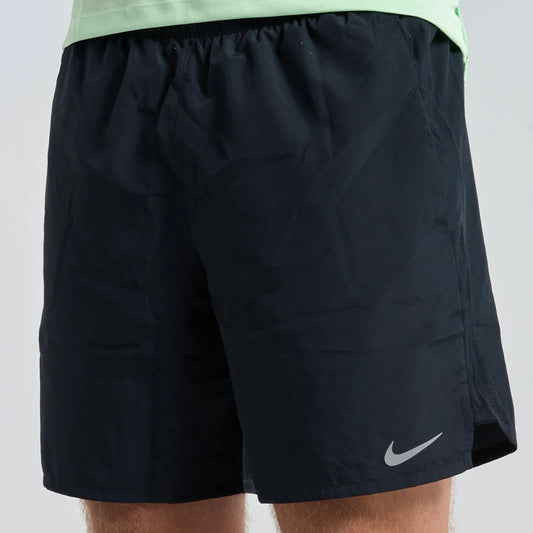 Nike Challenger Shorts 7" - Black