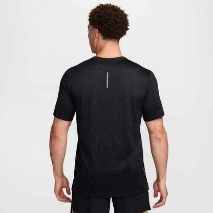 Nike Rise 365 Running Division Print T-Shirt - Black