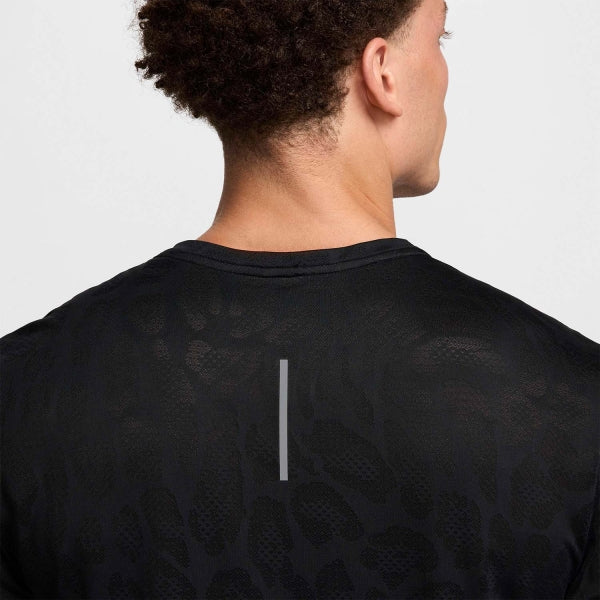 Nike Rise 365 Running Division Print T-Shirt - Black