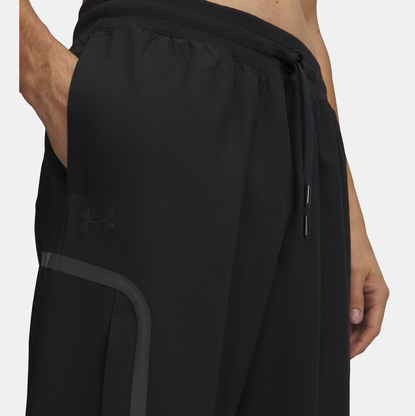 Under Armour Sportswear Woven Jacket & Bottoms Set - Black